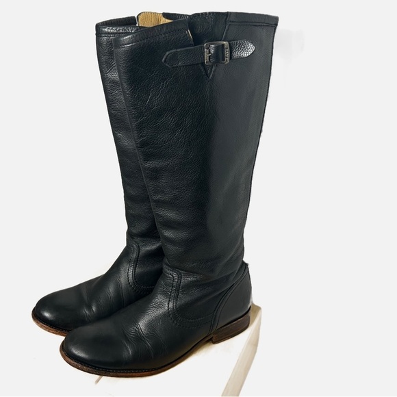 Frye Shoes - Frye Black riding Boots women’s size 7